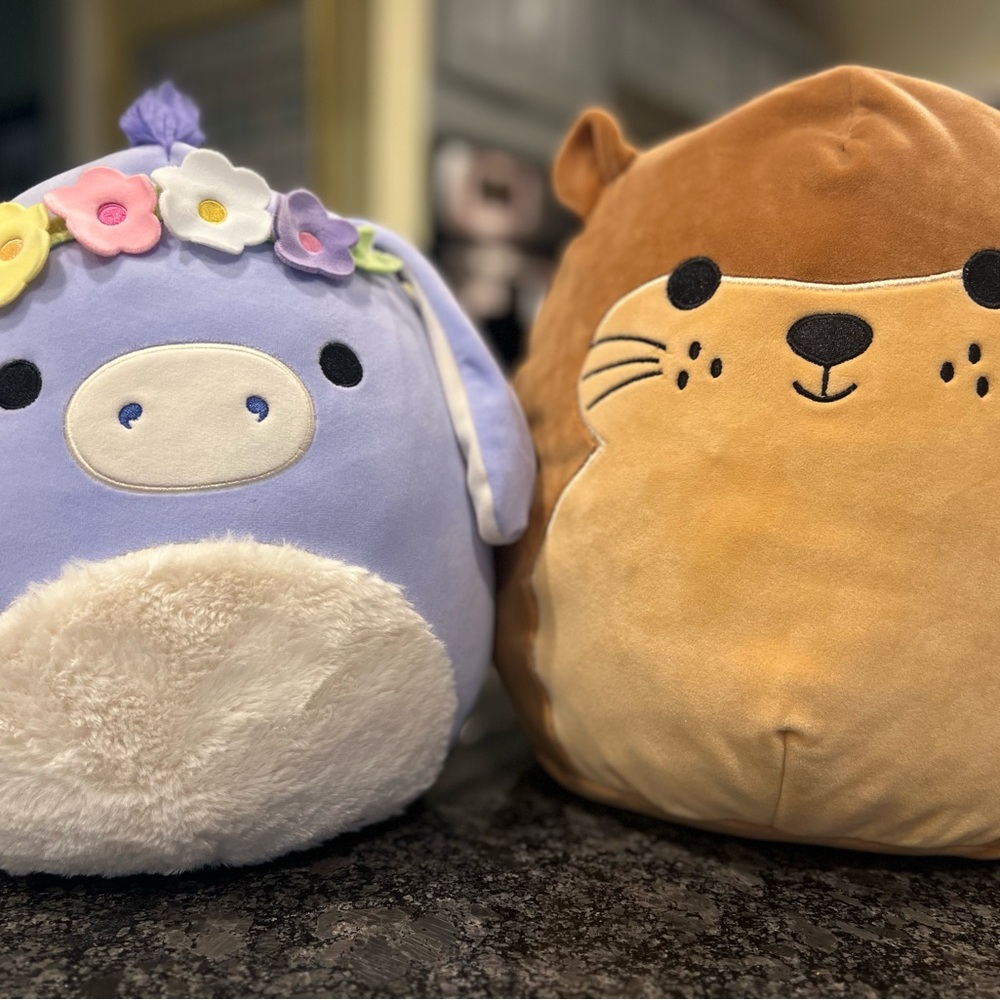 Squishmallows Milanda The Donkey with Flower Headband~Joanne The Sea Otter